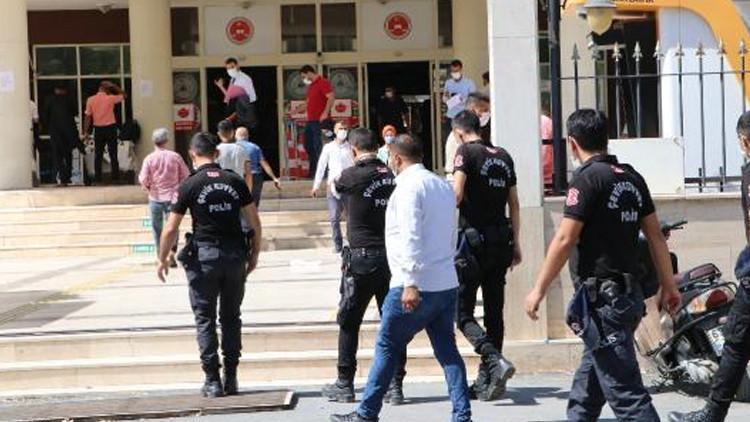 Şanlıurfa Adliyesi önünde hareketli dakikalar