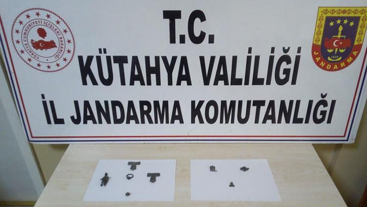 Kütahya'da Roma dönemine ait tarihi eserler ele geçirildi