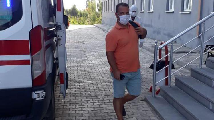 Elektrik kesilince izolasyonu ihlal ettiği için koyulduğu yurttan kaçtı