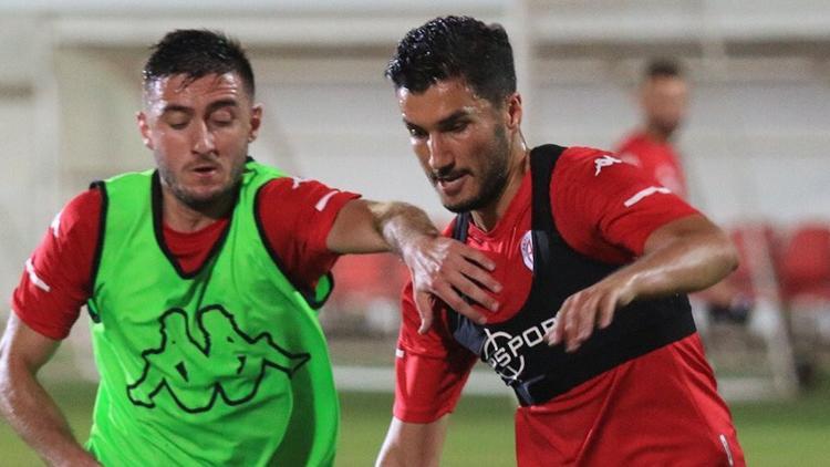 Antalyaspor, Beşiktaş maçına 2 eksikle hazırlanıyor!