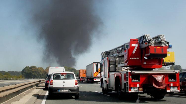 Benzin yüklü tanker otomobile çarptı