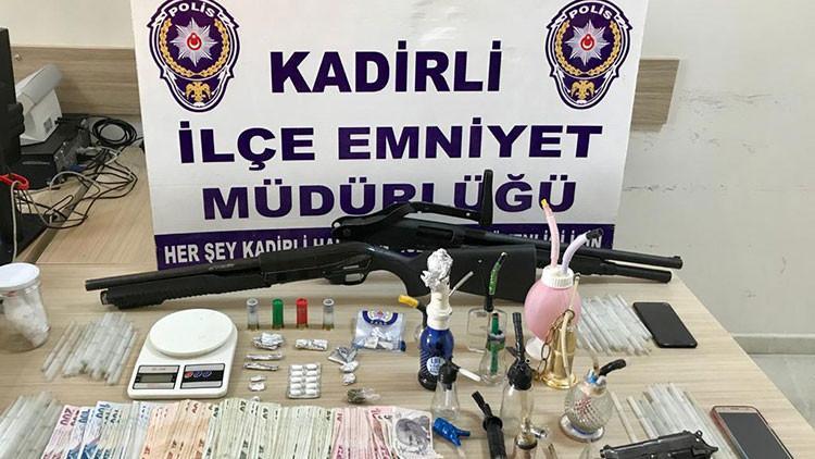 Osmaniye'de eş zamanlı operasyon! 4 gözaltı