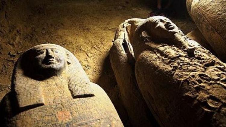 Mısır’da 2500 yıllık 27 adet lahit keşfedildi