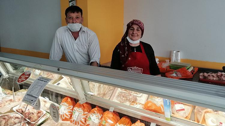 Suluova’da kadın kasap görenleri şaşırtıyor