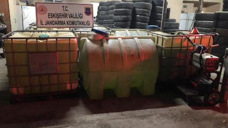 Eskişehir'de 10 bin 230 litre kaçak akaryakıt ele geçirildi
