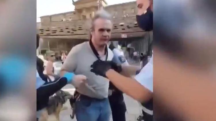 Alman polisinden görme engelli adama şiddet!