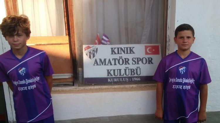 Kınıkspor'a 79 yaşındaki eski futbolcusu sahip çıktı