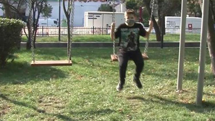Yaman, belediyeden istediği salıncağa kavuştu
