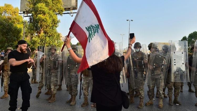 AB: Lübnan'da yeni hükümetin hızlıca kurulması hayati önemde