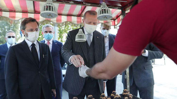 Cumhurbaşkanı Erdoğan Beşiktaş'ta kestaneciye uğradı