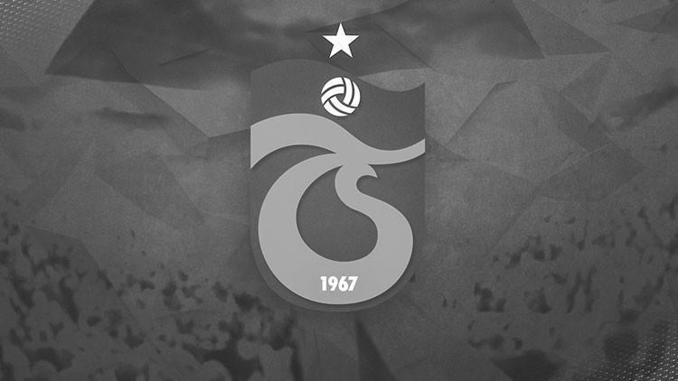 Trabzonspor'un eski teknik direktörü Ahmet Suat Özyazıcı'nın eşi Sevil Özyazıcı hayatını kaybetti