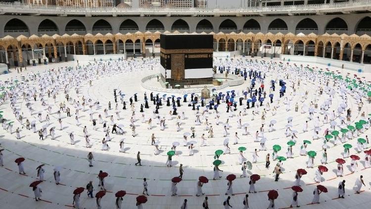 Suudi Arabistan yeni umre tedbirlerini açıkladı