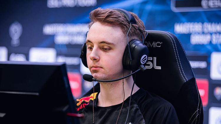 Cloud9, floppy’i CS:GO takımında tutmayı planlıyor