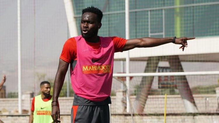 Kayserispor taraftarı Attamah'a sosyal medyadan tepkiler yağdırdı!