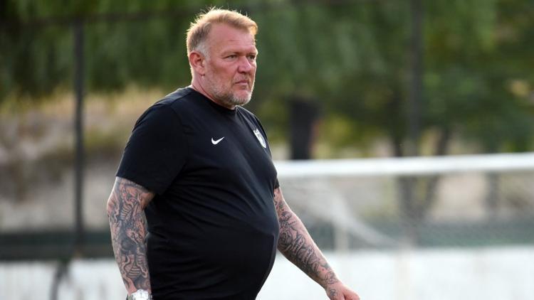 Robert Prosinecki: "Kendi evimizde ilk galibiyetimizi almak istiyoruz..."