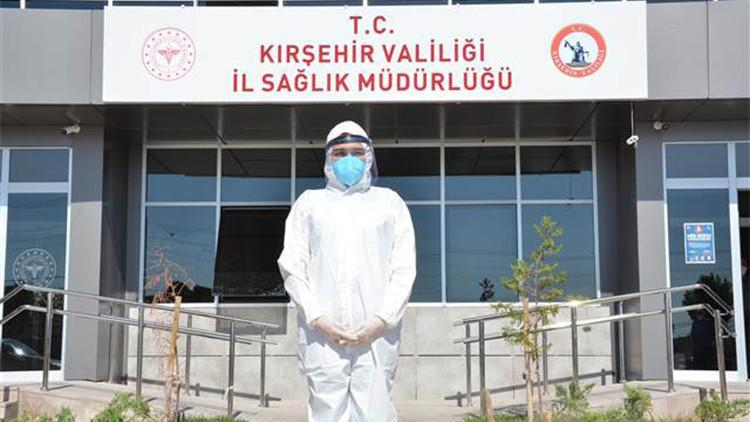 ’Hastaları dışarıdaki insanlarla temas ettirmemeye çalışıyoruz’