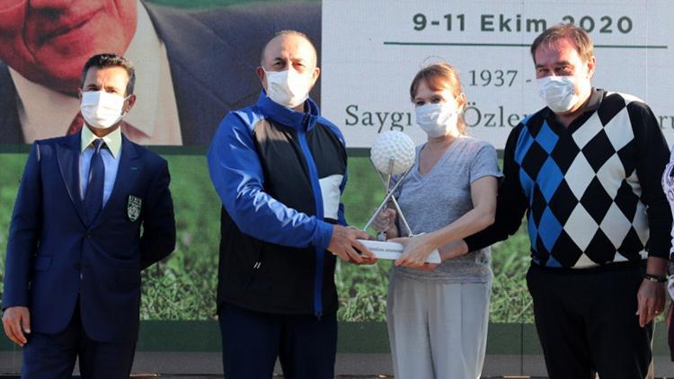 Erdoğan Demirören Golf Turnuvası’nın 3’üncüsü tamamlandı! Bakan Çavuşoğlu turnuvanın kazananı oldu