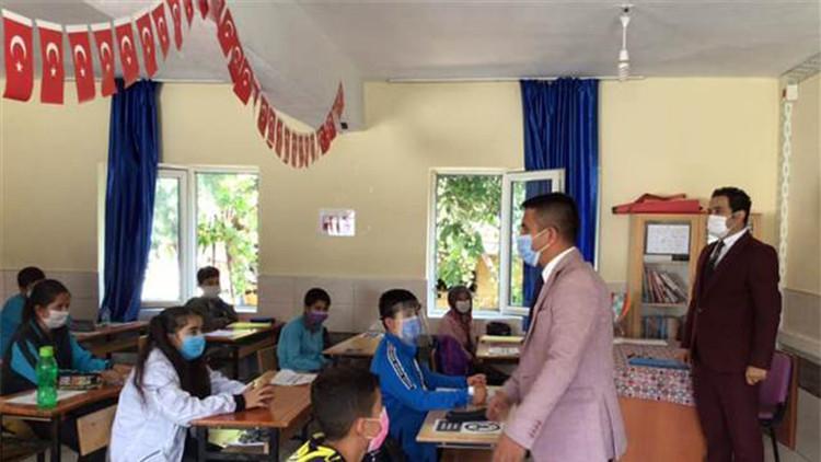 Korkuteli’de 2795 öğrenci okula başladı