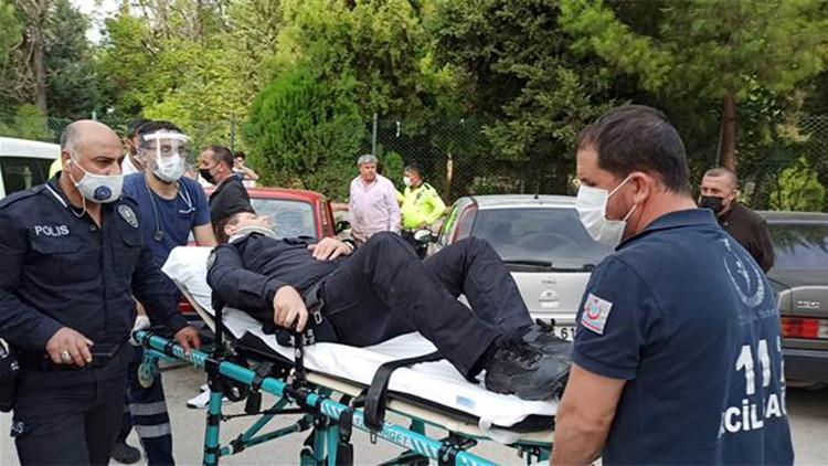 Polis memuru kazada yaralandı