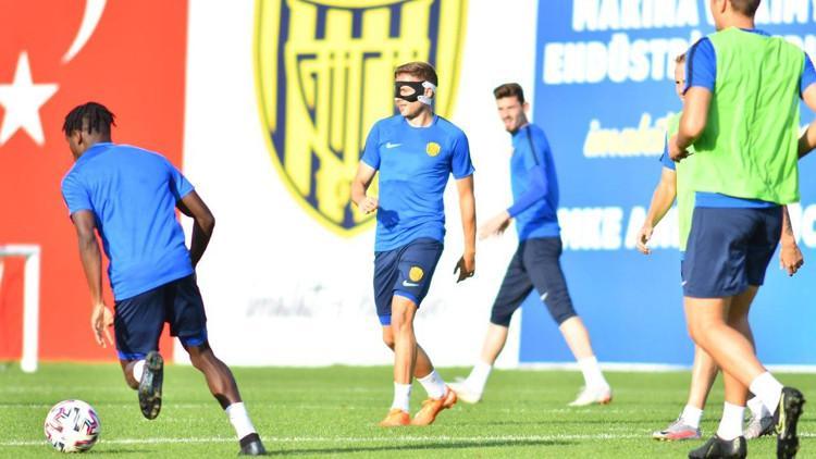 MKE Ankaragücü, 6 eksikle çalıştı