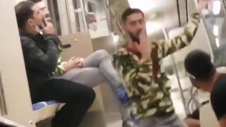 İZBAN'da şarkı söyleyip, sigara içenlere ceza yağdı