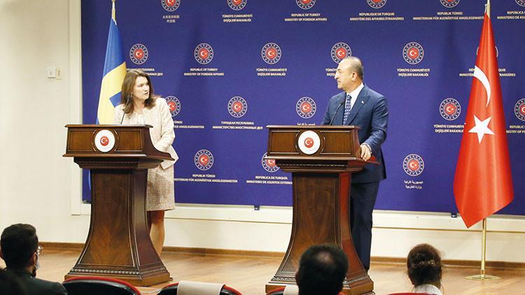 Çavuşoğlu’ndan İsveçli bakana: Size bu yetkiyi kim verdi?