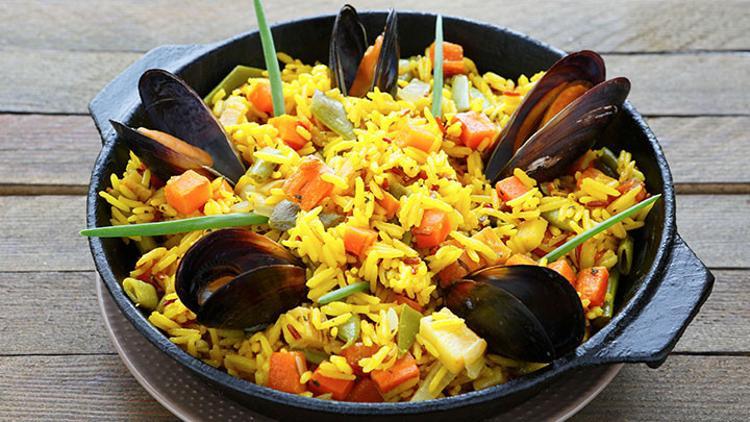 Paella nedir ve nasıl yapılır? Kolay paella tarifi