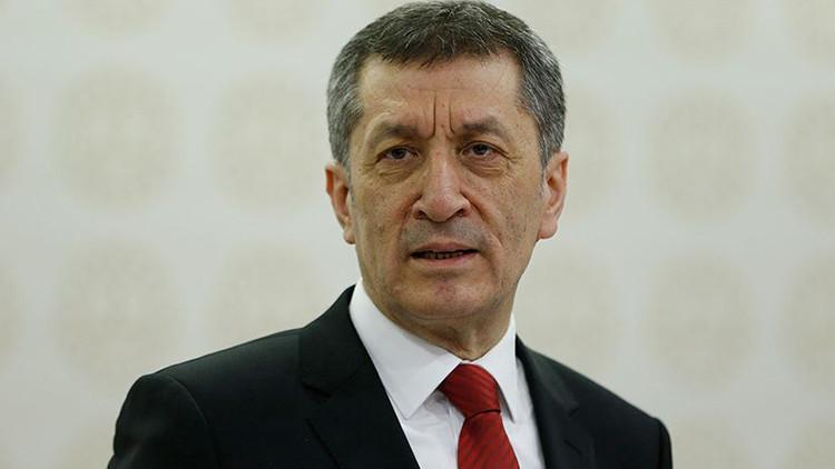 Milli Eğitim Bakanı Selçuk: Okullarımızı güzelleştirmenin peşindeyiz