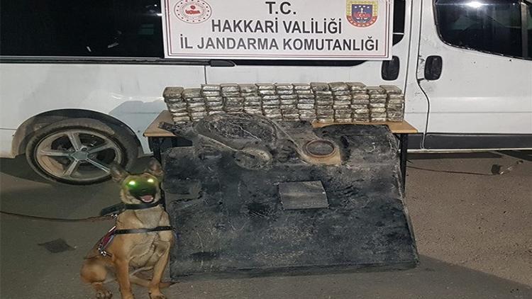 Yüksekova’da 49 kilo 936 gram eroin ele geçirildi