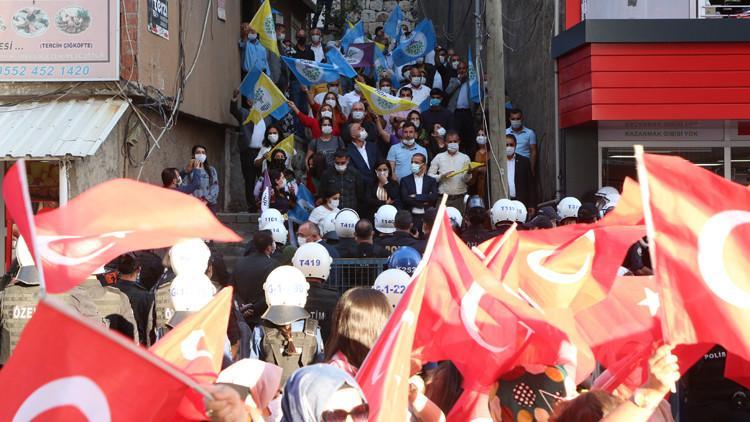 HDP'li milletvekilleri, Şırnaklı kadınların teröre tepki eylemini engellemek istedi