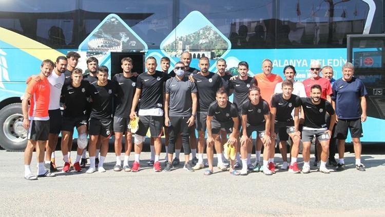 Kestelspor'da bir futbolcunun Kovid-19 testi pozitif çıktı