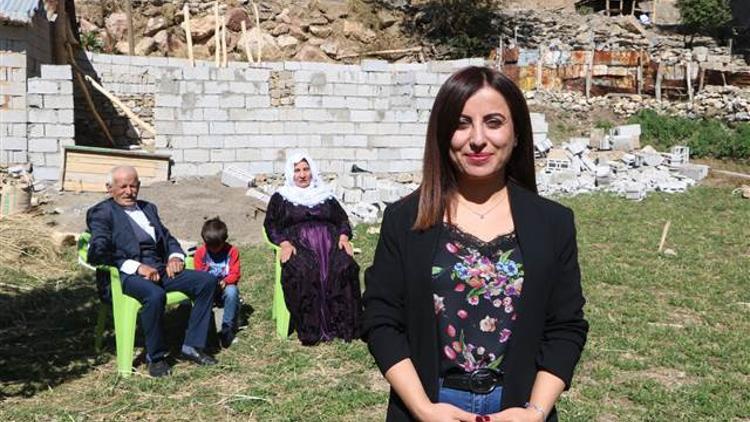 Okumasına izin vermeyen babası şimdi onunla gurur duyuyor