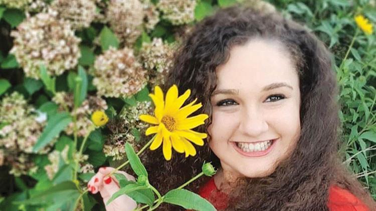 SMA ile büyüyen ve noröbilim yüksek lisansı yapan Ayça Şahin: Eksiden başladığımız bu hayatı zirveye taşıyabiliriz