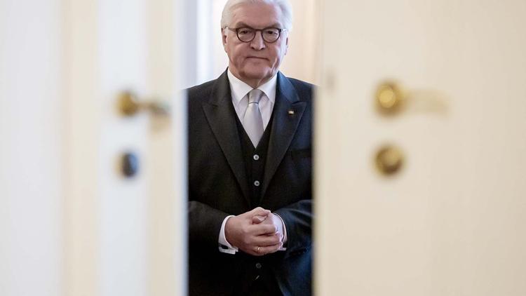 Steinmeier karantinaya alındı