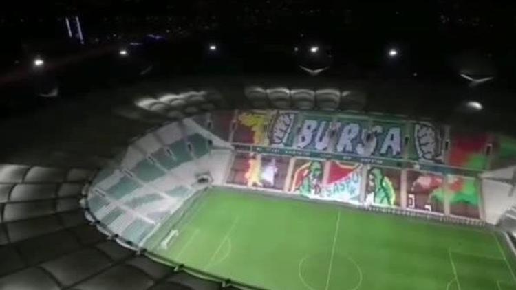 Bursaspor taraftarından özel koreografi!