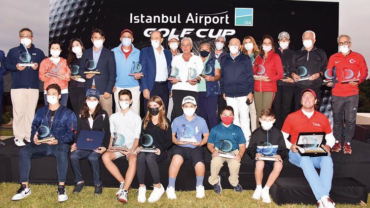 Golf tutkunları turnuvada buluştu