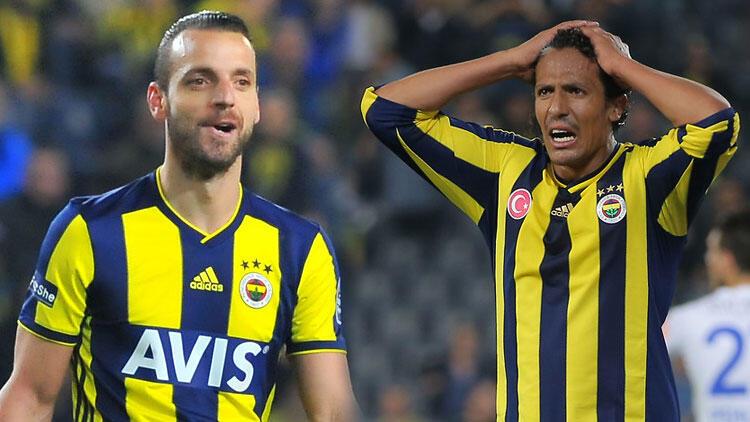 Son Dakika | Fenerbahçenin eski futbolcuları Soldado ve Bruno Alves koronavirüse yakalandı