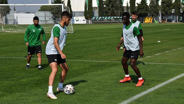 Akhisarspor Da Kadro Disi Birakilan Iki Futbolcu Affedildi Spor Haberi