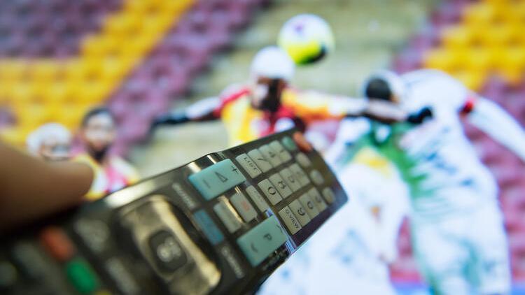 Türk futbolunun kanayan yarası kaçak yayıncılar