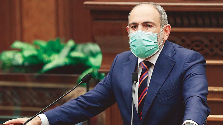 Paşinyan ‘savaş’ dedi, bakanı pazarlığa gitti
