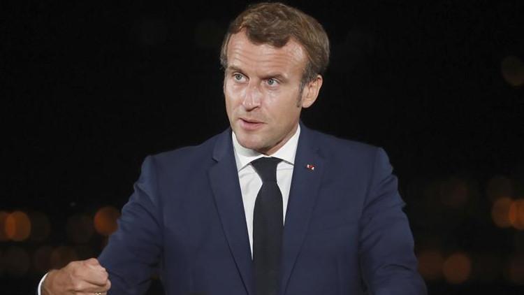 Fransızlara göre Macron yönetimi salgın sürecini yönetemiyor
