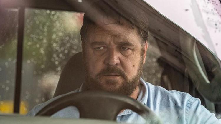Oscar ödüllü Russell Crowe 'Dengesiz'le beyazperdede