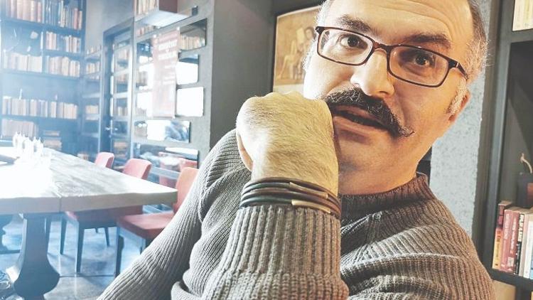 ‘Sus Barbatus!’ bir halk romanıdır
