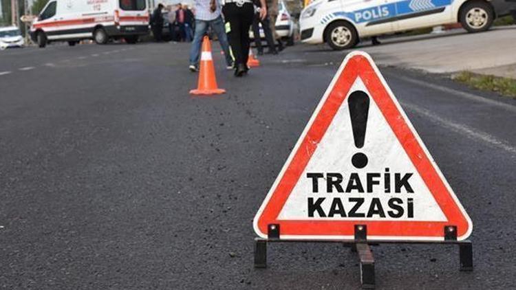 Sivas’ta yolcu otobüsü TIR’a arkadan çarptı: 6 yaralı