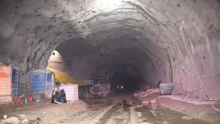 Son dakika... Yüzde 80'i tamamlandı! İki şehir arasındaki yolu 26 kilometre kısaltacak