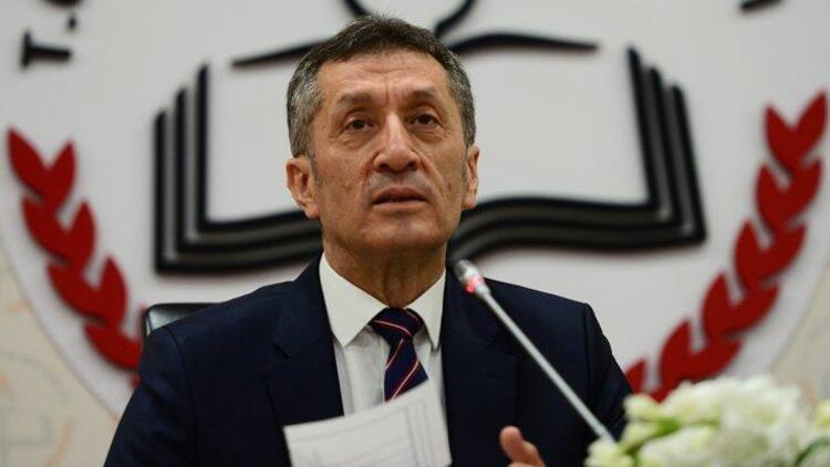 Son dakika haberler: Milli Eğitim Bakanı Selçuk'tan 'tablet' açıklaması
