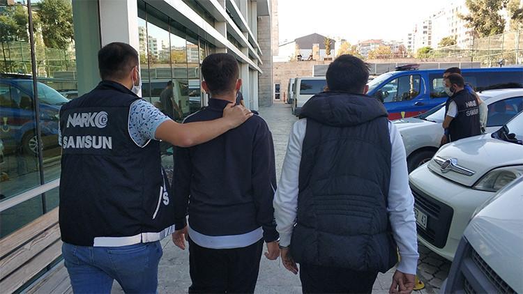 Uyuşturucu ticaretinden 2 kişi tutuklandı