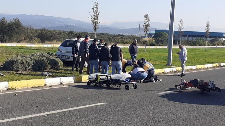 Balıkesir'de otomobilin çarptığı motosikletin sürücüsü hayatını kaybetti