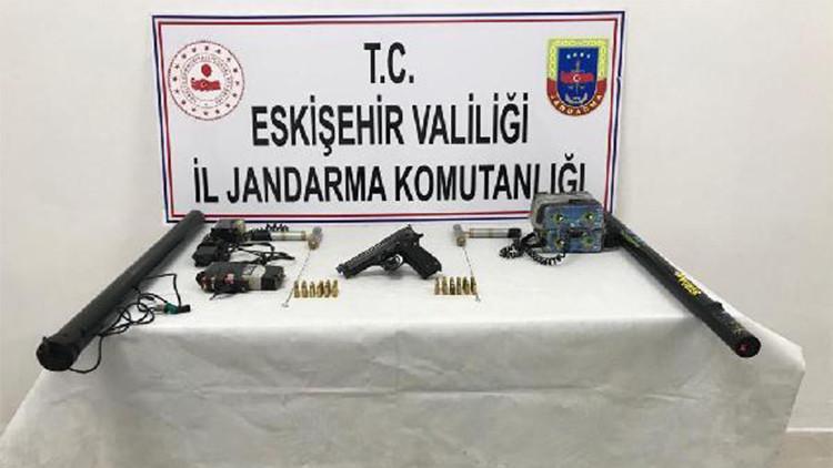 Eskişehir’de kaçak kazıya suçüstü: 3 gözaltı