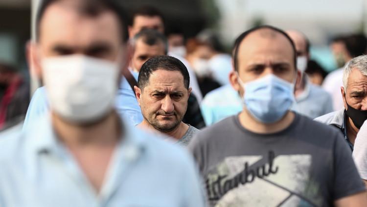 İstanbul’da koronavirüs vakaları arttı! Hekimlerden uyarılar geldi...